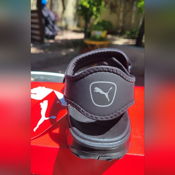 Puma softride sandal. Men size 10 - Picture 5 of 7